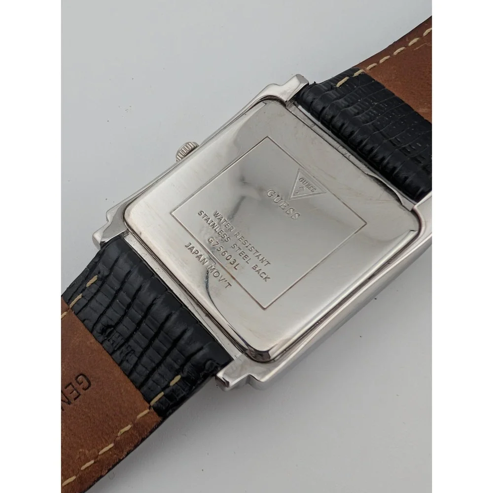 Guess Watch Women 31mm Case Rhinestone‎ Bezel Leather Band- New Battery